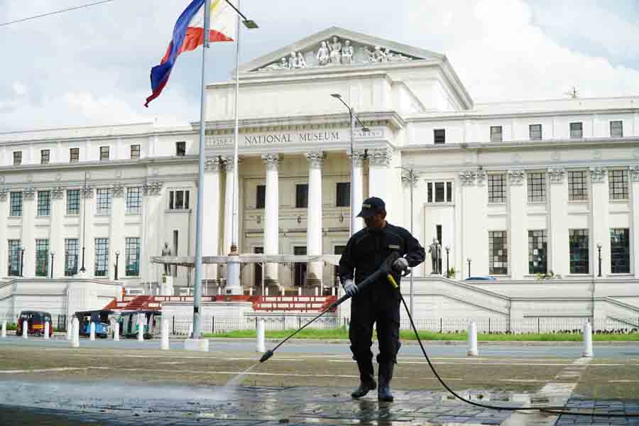 1_Karcher x National Museum_GOMBURZA Plaza cleanup